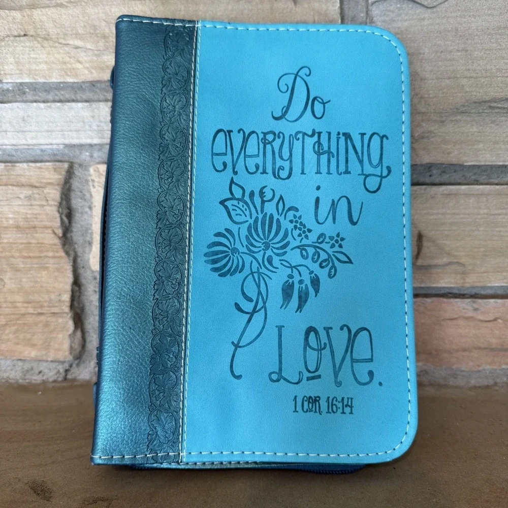 Divine Details: Bible Cover - Teal Do Everything in Love‎ - 1 Corinthians 16:14
